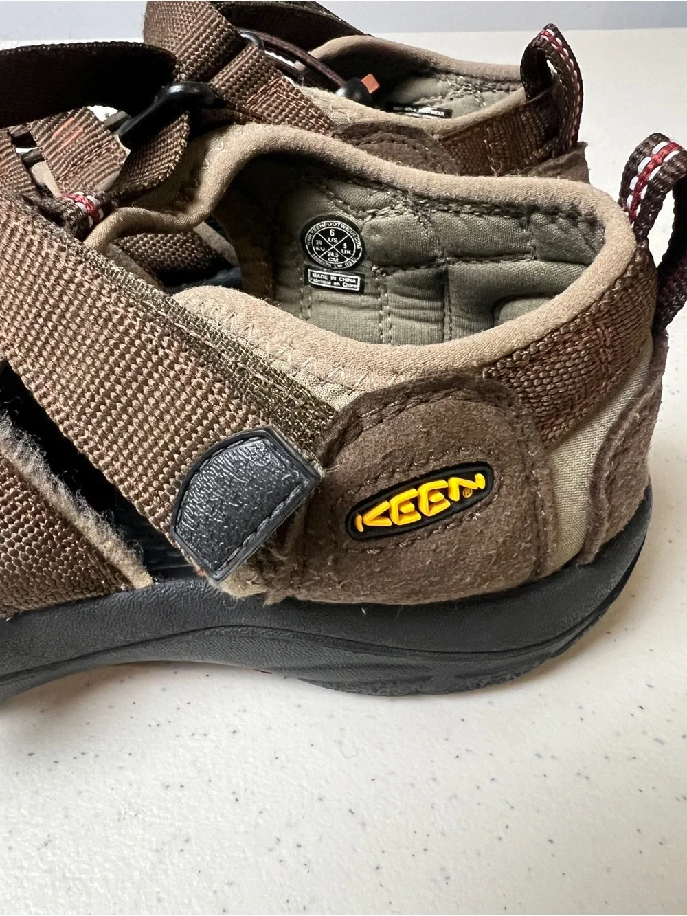 Keen Women's Size 6 Newport H2 Sandals Trail Hiking Strappy Shoes Leather Brown